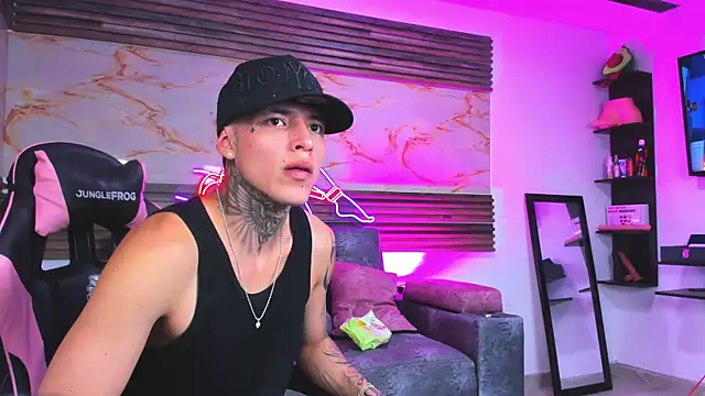 Cloe roouse online show from 07-02-26, 02:22