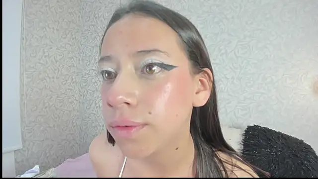 zephyra-angels online show from 10-23-25, 04:01