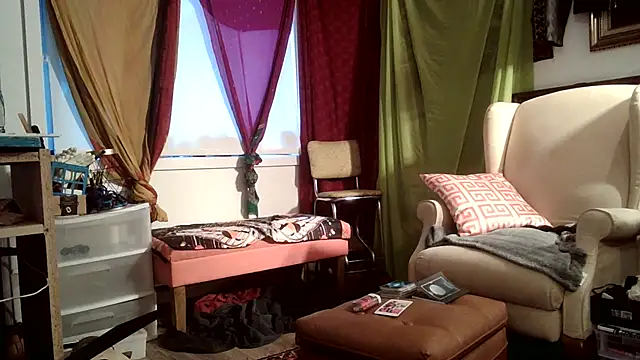 Snapshot of Foxxyhoneypott chatting on 03-14-25, 01:16 Foxxyhoneypott online show from 03-14-25, 01:16