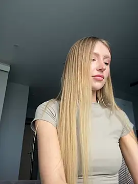 EvaBrooklyn online show from 05-14-26, 10:55