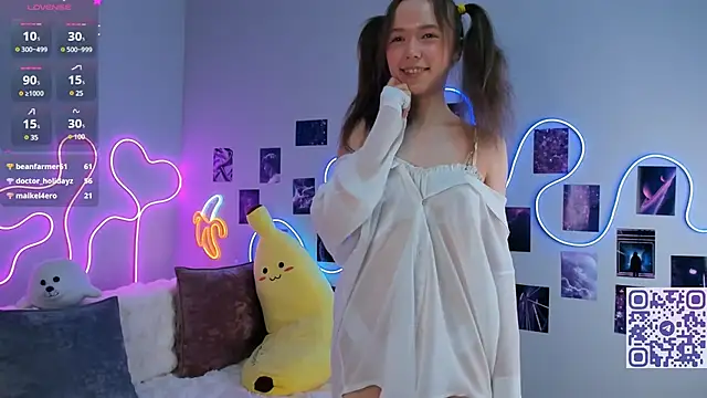 Dreamy Polly online show from 03-11-25, 10:42