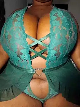 wamie12 online show from 11-26-25, 09:38