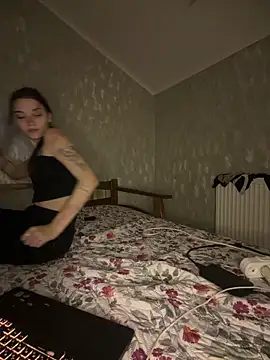 MrrKate online show from 03-25-26, 11:55