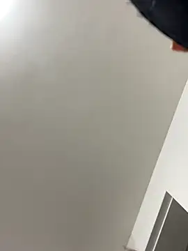 Snapshot of Madisson-Rivas chatting on 11-25-25, 05:46 Madisson-Rivas online show from 11-25-25, 05:46