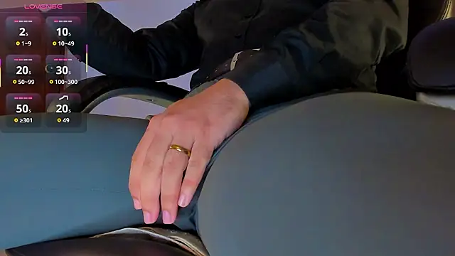 MxsterJohn online show from 03-08-26, 03:54