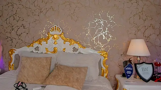 ScarlettWallace online show from 03-19-25, 11:25