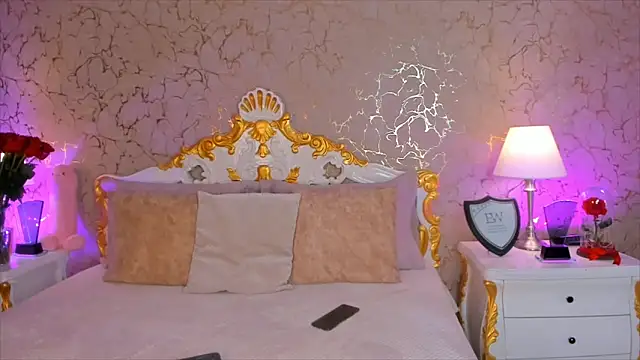 ScarlettWallace online show from 09-19-25, 08:42