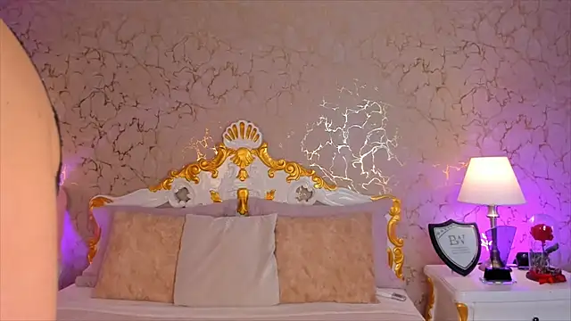 ScarlettWallace online show from 10-10-25, 05:56