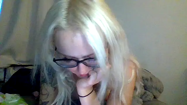 sluttypumpkin online show from 07-08-26, 03:05