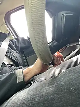 YJeromZCoxk online show from 03-20-25, 12:00