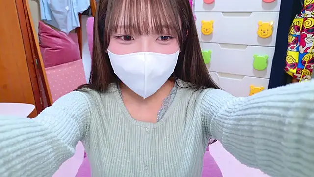 Snapshot of Oo_aki chatting on 03-06-25, 07:36 Oo aki online show from 03-06-25, 07:36