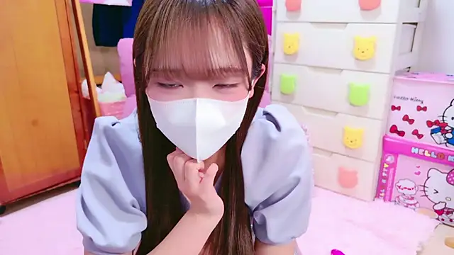 Snapshot of Oo_aki chatting on 03-13-25, 02:23 Oo aki online show from 03-13-25, 02:23