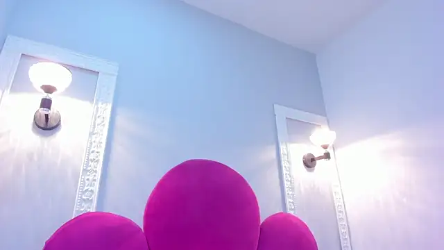 Bonniie 22 online show from 10-29-25, 01:46