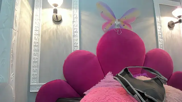 Bonniie 22 online show from 11-14-25, 01:21