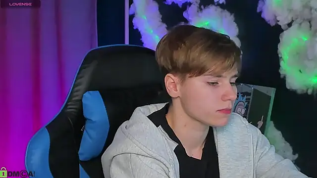 Jean Wilsons online show from 12-21-25, 11:17