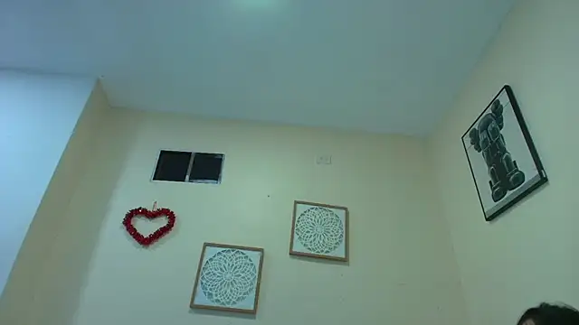 Snapshot of mary_cute9 chatting on 06-29-26, 12:05 mary cute9 online show from 06-29-26, 12:05