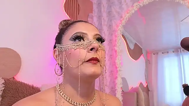 madisonjones- online show from 04-11-26, 07:40