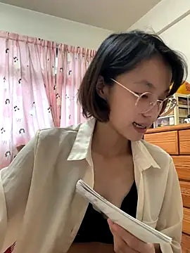 ladypaggy online show from 11-12-25, 04:46