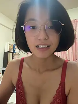 Snapshot of ladypaggy chatting on 07-25-26, 05:43 ladypaggy online show from 07-25-26, 05:43