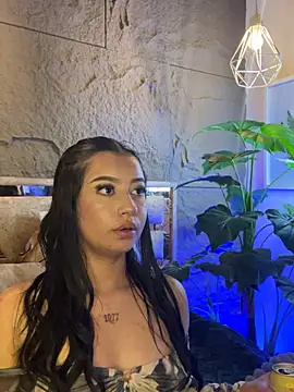 i sabella 25 online show from 04-15-26, 06:31