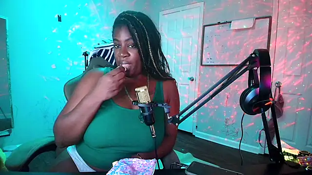 lovelyenigma365 online show from 04-28-26, 03:55