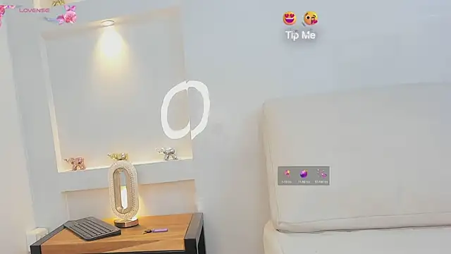 naomi spark3 online show from 03-18-25, 07:42