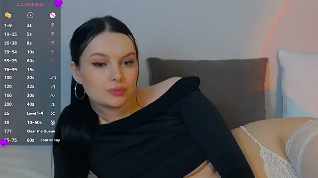 Miss Vic online show from 03-07-25, 07:38