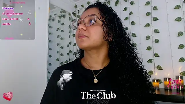 Snapshot of victtoria_cane63 chatting on 07-21-26, 10:45 victtoria cane63 online show from 07-21-26, 10:45