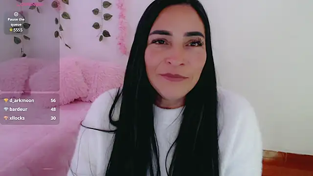 luna lgomez  online show from 03-04-25, 01:06