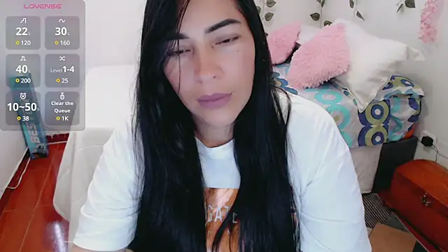 luna lgomez  online show from 03-16-25, 10:55