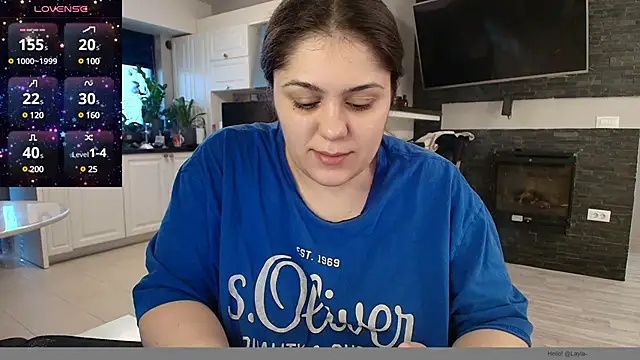 Snapshot of Layla- chatting on 01-31-25, 09:48 Layla- online show from 01-31-25, 09:48