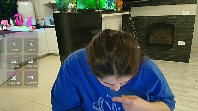 Snapshot of Layla- chatting on 02-17-26, 10:23 Layla- online show from 02-17-26, 10:23