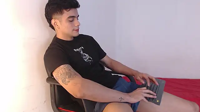 adam levis17 online show from 10-30-25, 05:09