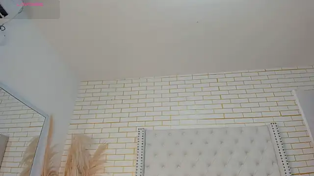 Emilly wilson  online show from 01-15-26, 11:26