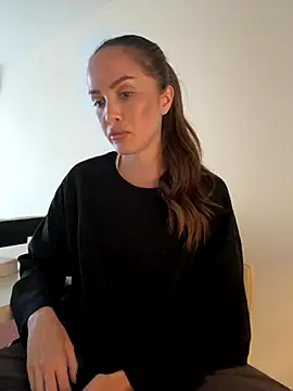 Beverly Hilll online show from 09-19-25, 01:12