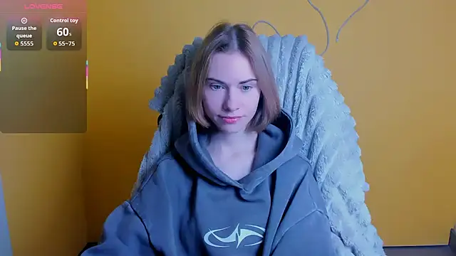 Fiona Night online show from 12-19-25, 06:20