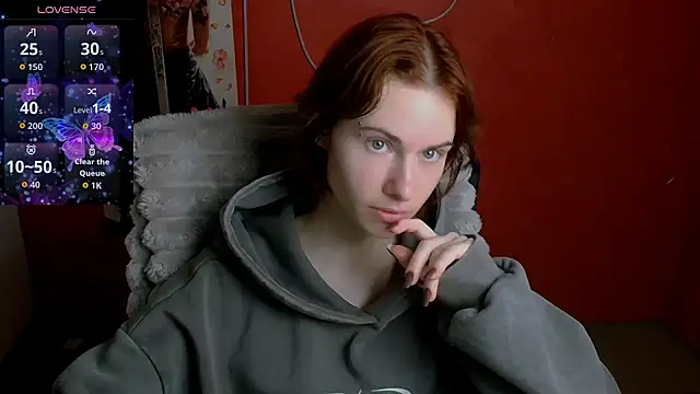 Snapshot of Fiona_Night chatting on 04-23-26, 05:30 Fiona Night online show from 04-23-26, 05:30