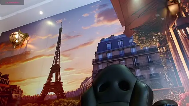 Gabi Prince online show from 11-30-25, 07:40