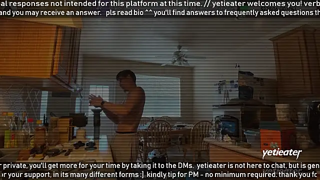 Snapshot of yetieater chatting on 04-18-26, 04:55 yetieater online show from 04-18-26, 04:55