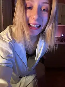 amorearte m online show from 03-05-25, 08:32