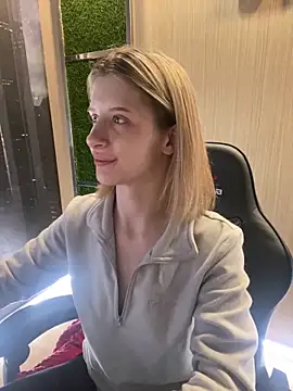 amorearte m online show from 03-18-25, 11:09