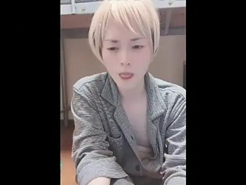 Snapshot of mgnhiroyuki chatting on 05-09-26, 10:53 mgnhiroyuki online show from 05-09-26, 10:53