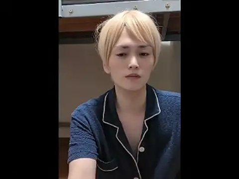 Snapshot of mgnhiroyuki chatting on 05-30-26, 01:57 mgnhiroyuki online show from 05-30-26, 01:57
