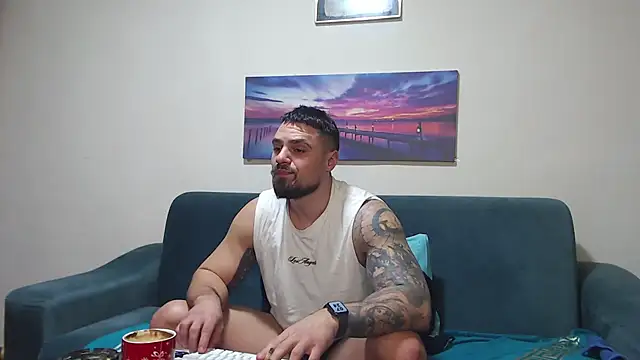 Tiberius hunk online show from 01-14-26, 05:24