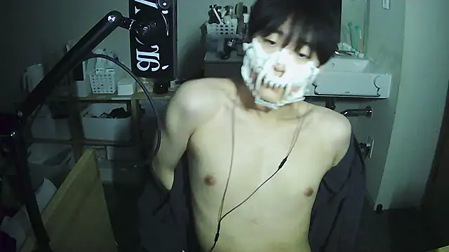 Snapshot of sdamvo2 chatting on 03-19-26, 12:09 sdamvo2 online show from 03-19-26, 12:09