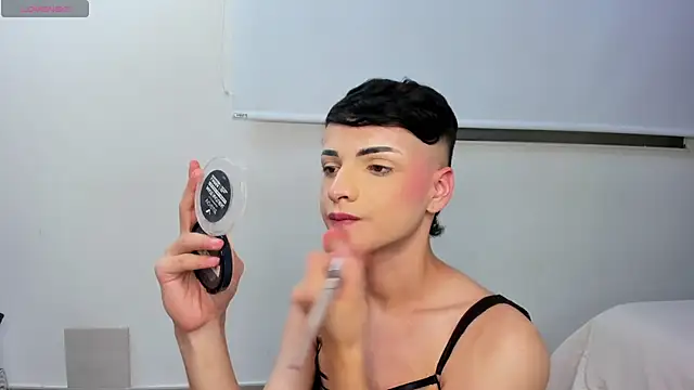 Snapshot of Dylan_Turnerr chatting on 03-07-25, 09:48 Dylan Turnerr online show from 03-07-25, 09:48