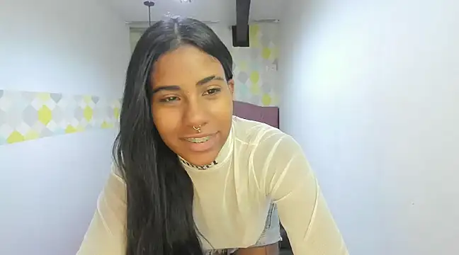 Snapshot of Abby_brown__ chatting on 03-03-25, 12:37 Abby brown online show from 03-03-25, 12:37