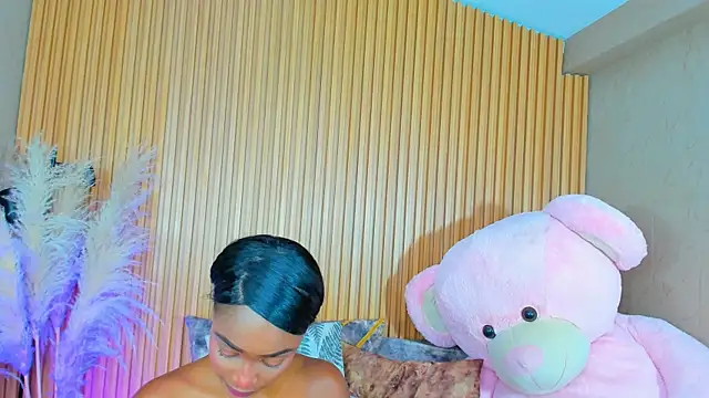 Snapshot of AlexiaAbbey chatting on 05-24-26, 02:44 AlexiaAbbey online show from 05-24-26, 02:44