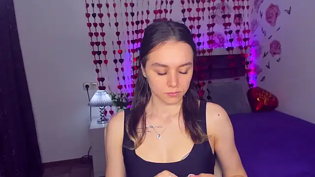 EmelyMason online show from 03-06-26, 09:39