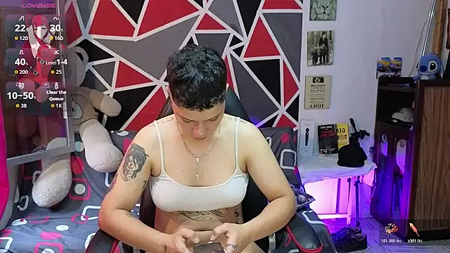 demimoore222 online show from 01-15-26, 05:16